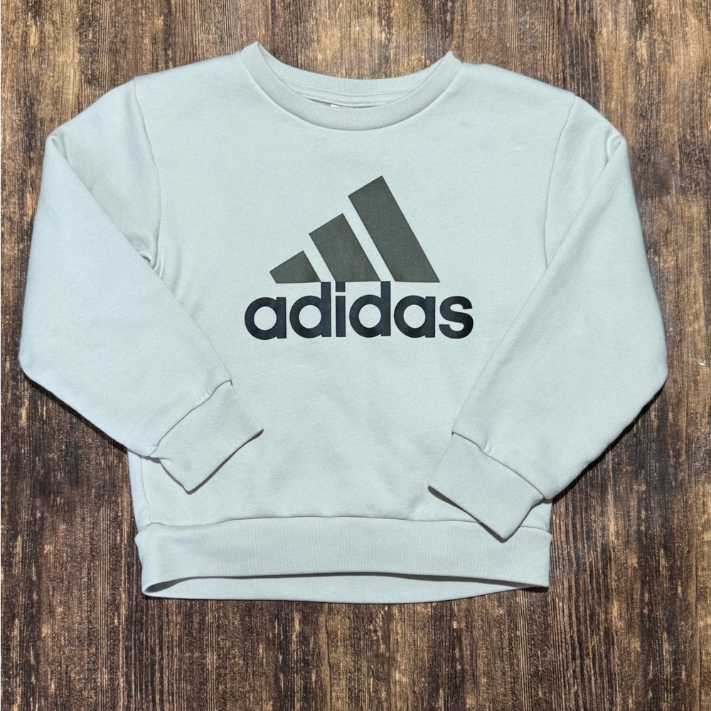 Adidas Kids Regular Fit Logo Sweatshirt size 5